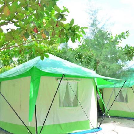 Hotel Koh Ngai Camping Exteriér fotografie