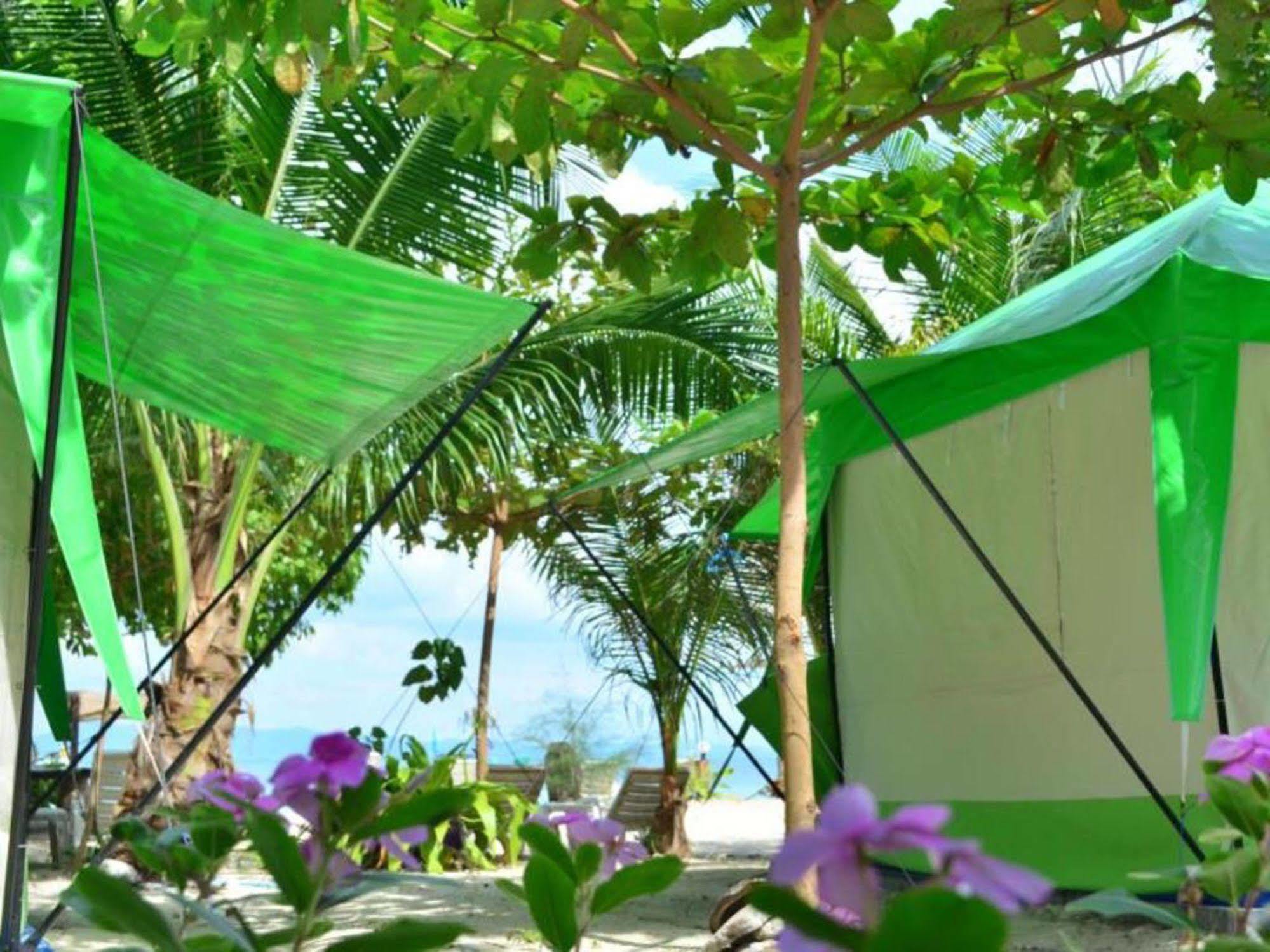Hotel Koh Ngai Camping Exteriér fotografie