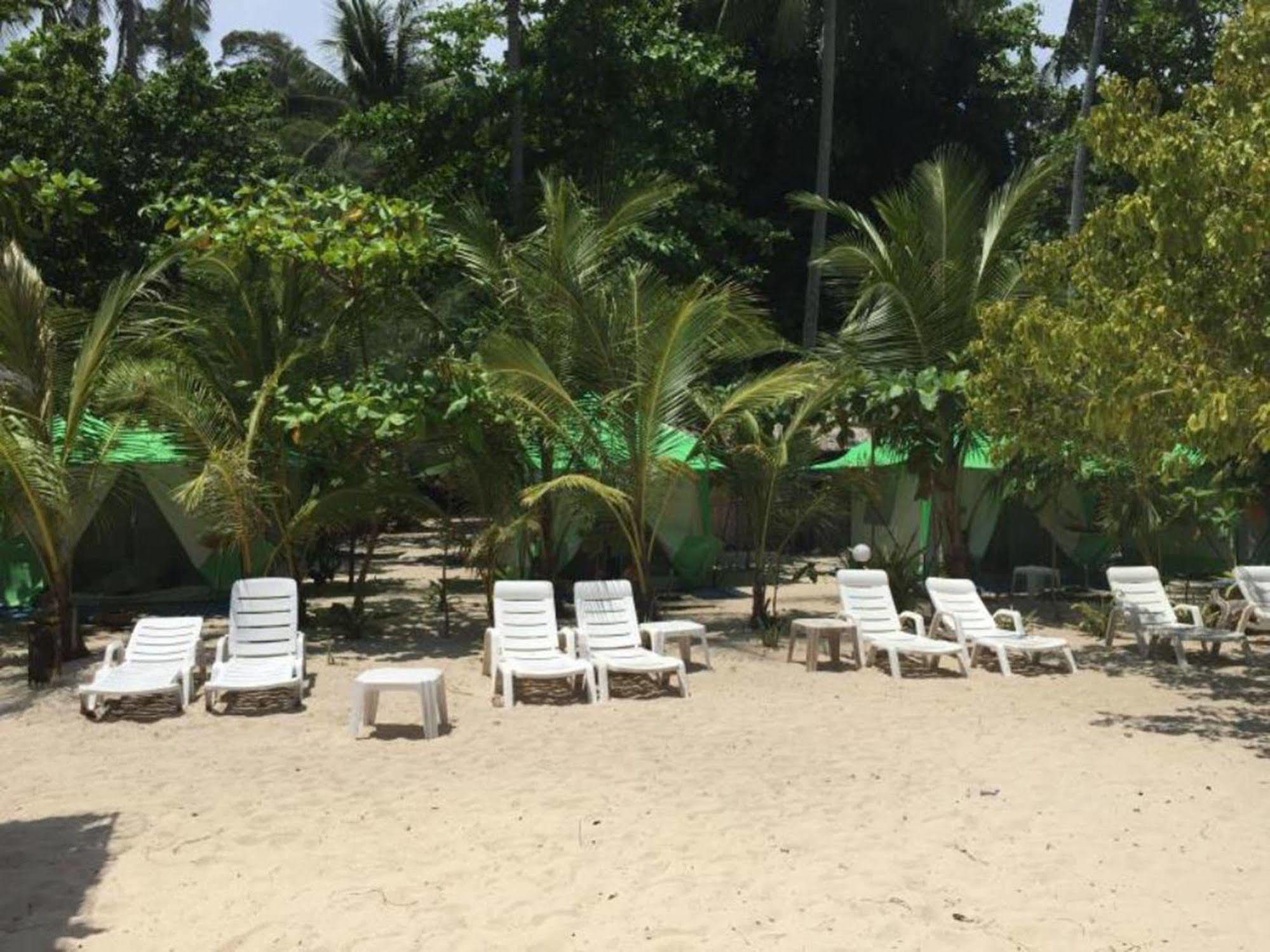 Hotel Koh Ngai Camping Exteriér fotografie